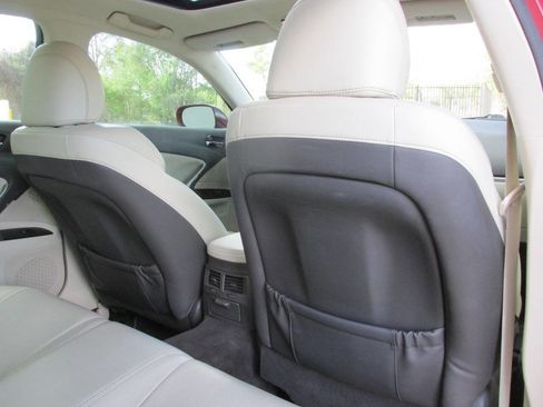 Used 2011 Lexus IS 250 w/ Premium Pkg Value Edition RWD image 21