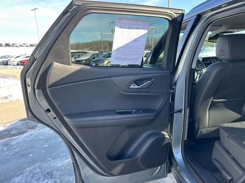 Used 2024 Chevrolet Blazer LT image 40