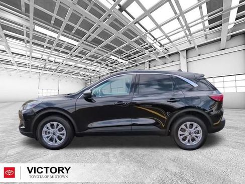 Used 2024 Ford Escape Active AWD/4WD image 6