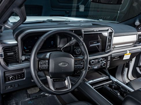Used 2026 Ford F250 Platinum image 17