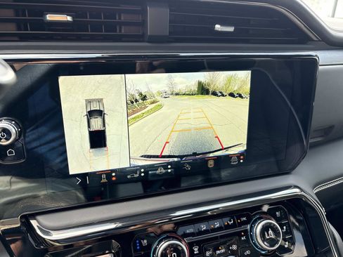 Certified 2024 GMC Sierra 2500 AT4X image 22