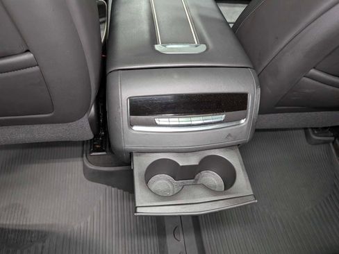 Certified 2021 Cadillac Escalade Premium Luxury image 21