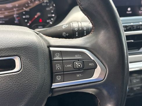 Used 2022 Jeep Compass Limited AWD/4WD image 17