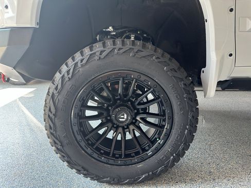 New 2025 Chevrolet Silverado 2500 LTZ w/ LTZ Premium Package image 36