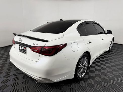Used 2019 INFINITI Q50 Luxe w/ Essential Package (3.0T Luxe) AWD/4WD image 8