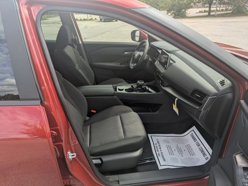 New 2026 Nissan Rogue SV image 18