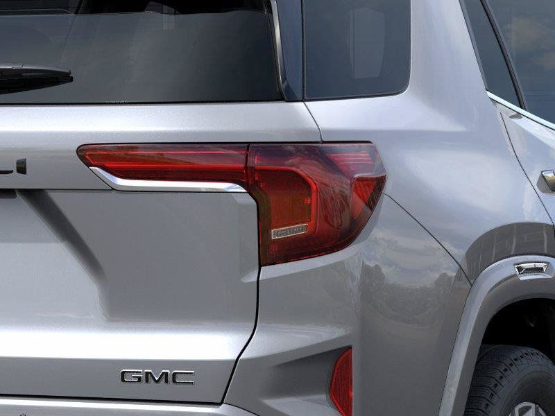 New 2027 GMC Terrain Denali w/ LPO, Black Badging Package AWD/4WD image 11