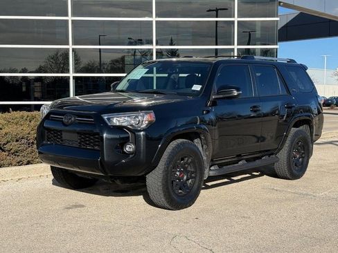 Used 2024 Toyota 4Runner SR5 Premium w/ Moonroof Package image 7