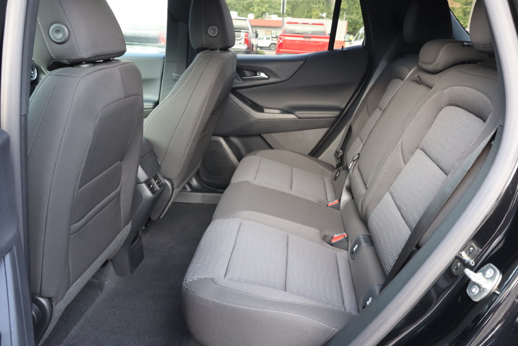 New 2027 Chevrolet Equinox LT FWD image 20