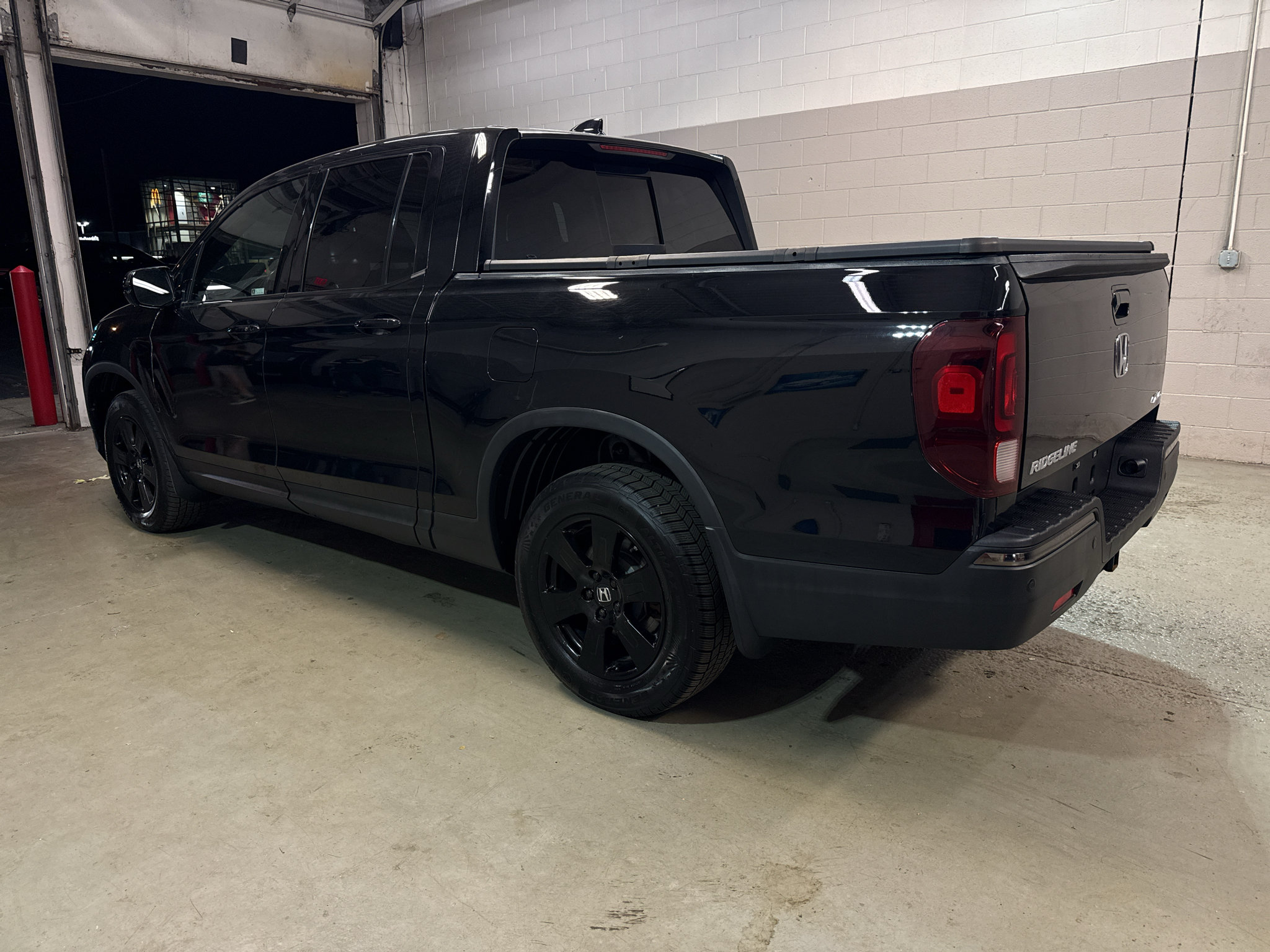 Used 2020 Honda Ridgeline Black Edition image 5