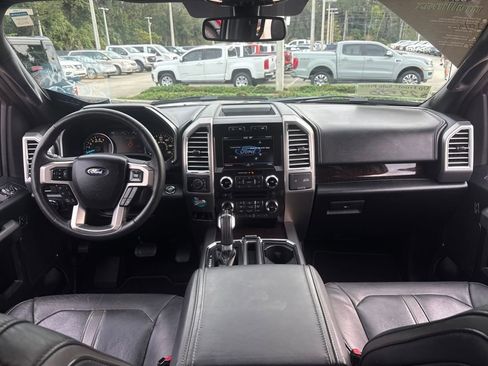 Used 2015 Ford F150 Platinum w/ Equipment Group 701A Luxury image 7
