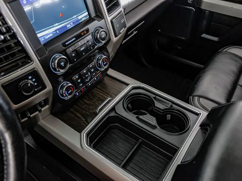 Used 2021 Ford F350 Lariat w/ Lariat Ultimate Package AWD/4WD image 23