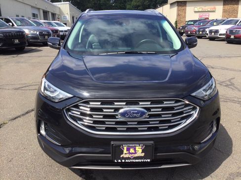 Used 2019 Ford Edge SEL w/ Equipment Group 201A AWD/4WD image 3