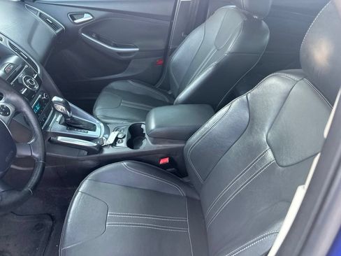Used 2014 Ford Focus Titanium FWD image 2