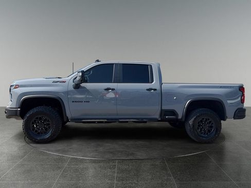 Used 2025 Chevrolet Silverado 2500 ZR2 w/ ZR2 Bison Edition AWD/4WD image 5