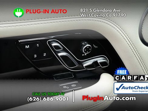 Used 2018 Land Rover Range Rover HSE image 25