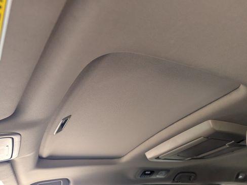 Used 2024 Honda Odyssey Touring image 29