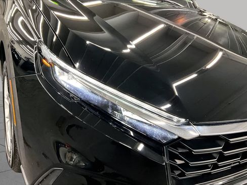 Used 2024 Honda CR-V LX image 27
