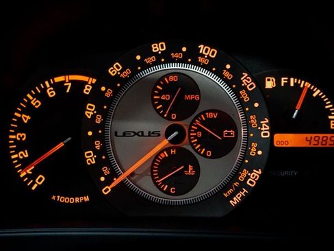 Used 2002 Lexus IS 300 image 11