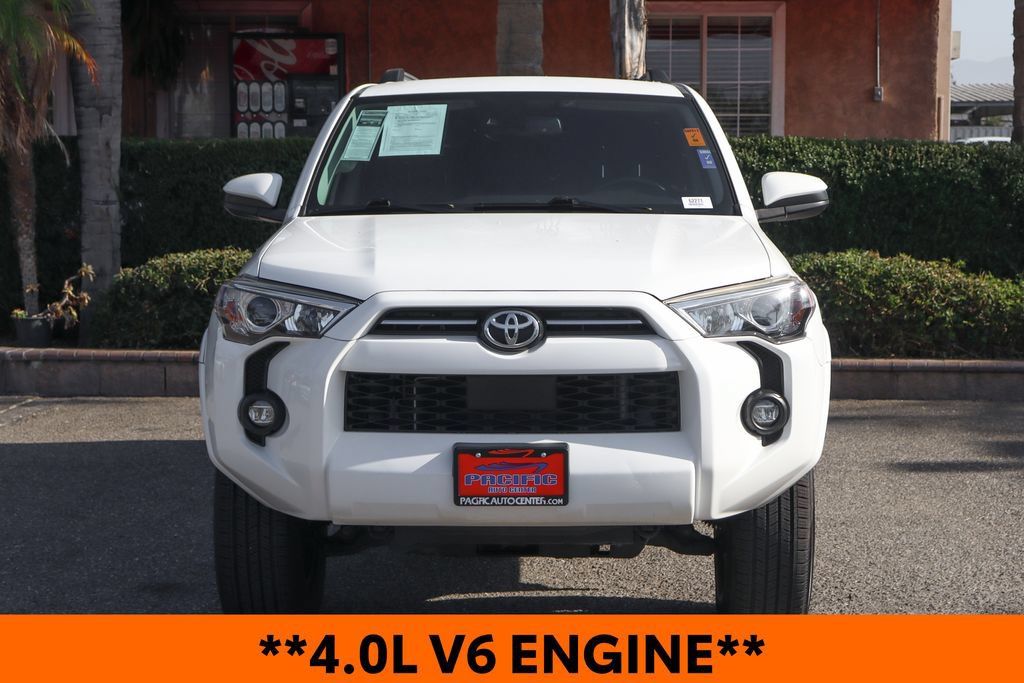 Used 2021 Toyota 4Runner SR5 AWD/4WD image 3
