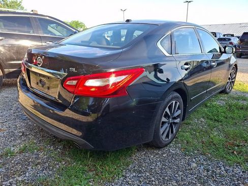 Used 2016 Nissan Altima 2.5 SL w/ 2.5 Technology w/LED Package FWD image 6
