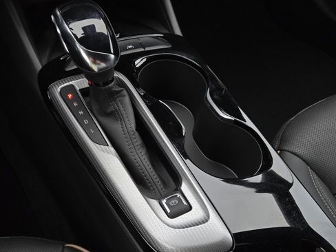New 2026 Buick Envista Sport Touring FWD image 13