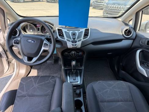 Used 2013 Ford Fiesta SE FWD image 11