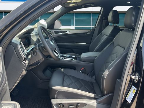 New 2026 Volkswagen Atlas Cross Sport SE FWD image 10