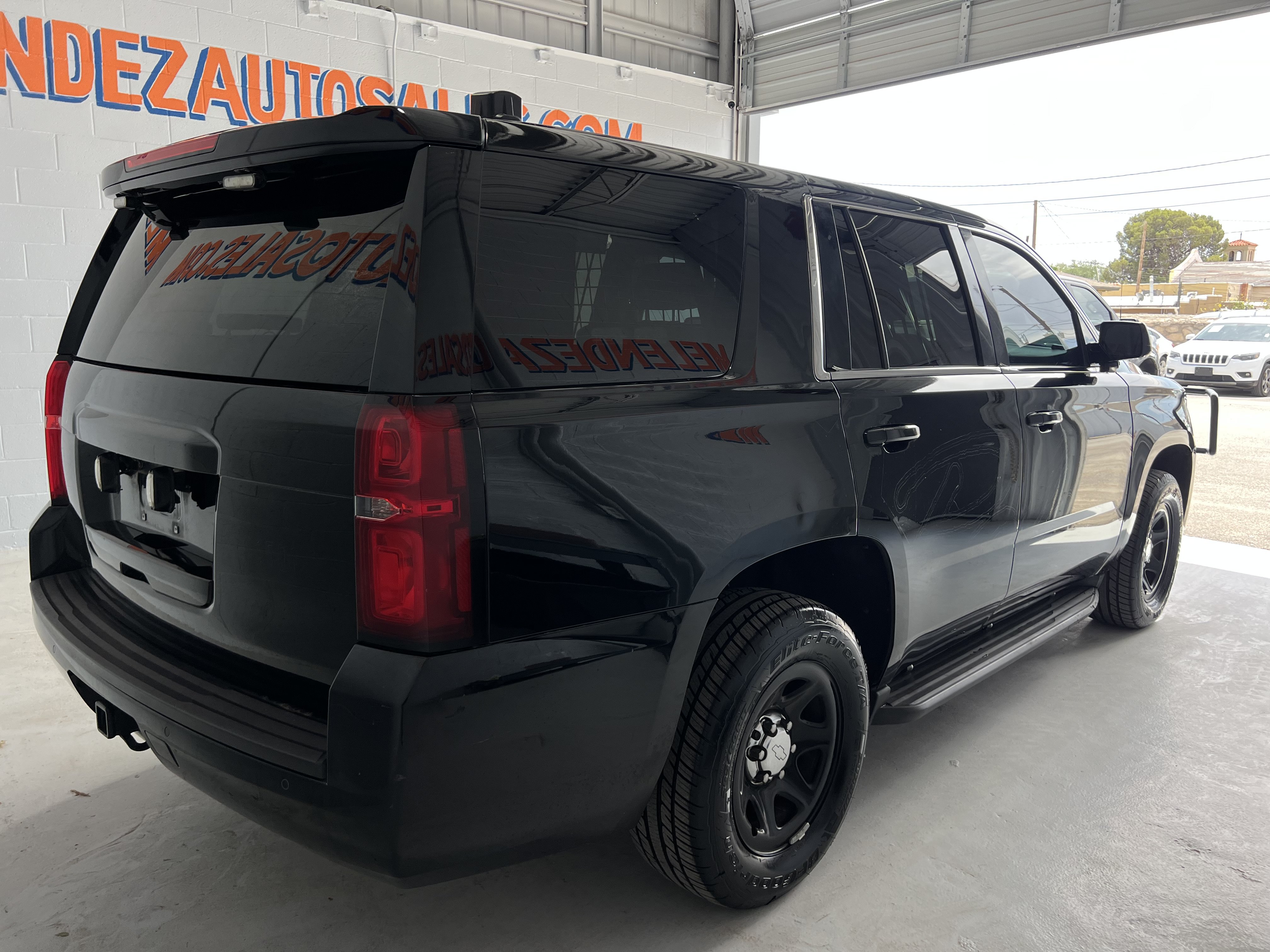 Used 2015 Chevrolet Tahoe 2WD w/ Remote Keyless Entry Package image 6