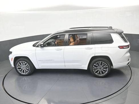 Used 2024 Jeep Grand Wagoneer L Series III w/ Quick Order Packagew 28T AWD/4WD image 53