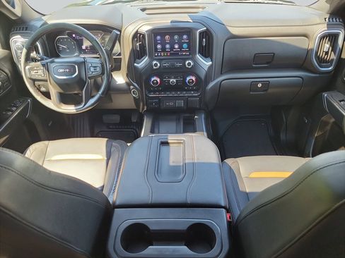 Used 2021 GMC Sierra 1500 AT4 w/ AT4 Value Package AWD/4WD image 10
