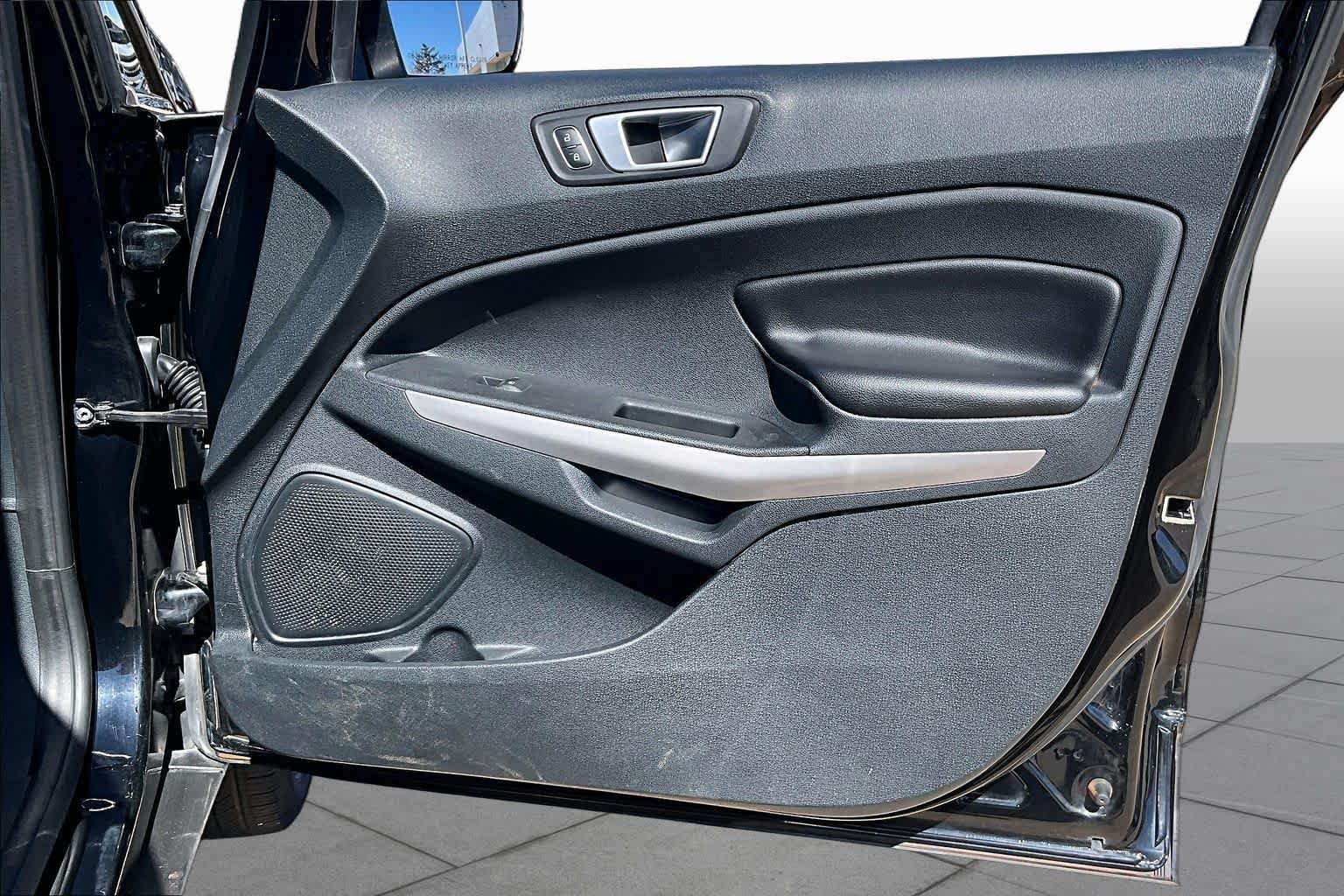 Used 2021 Ford EcoSport Titanium FWD image 24