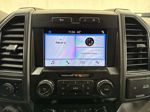 Used 2019 Ford F150 XLT w/ Trailer Tow Package image 25