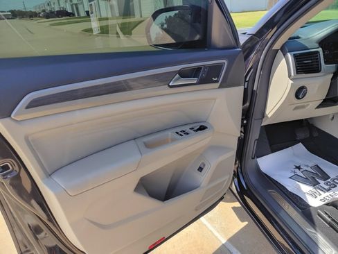 Used 2021 Volkswagen Atlas SEL Premium AWD/4WD image 29