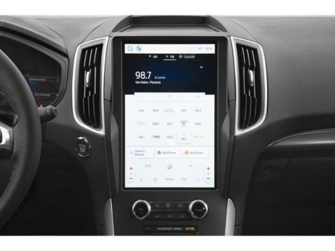Certified 2024 Ford Edge ST-Line AWD/4WD image 19