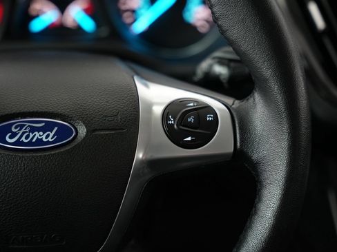 Used 2015 Ford Escape Titanium FWD image 13