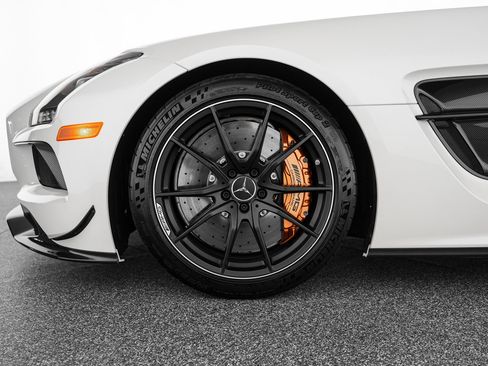 Used 2014 Mercedes-Benz SLS AMG Black Series image 34
