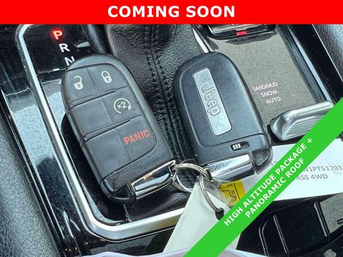 Used 2023 Jeep Compass High Altitude AWD/4WD image 30