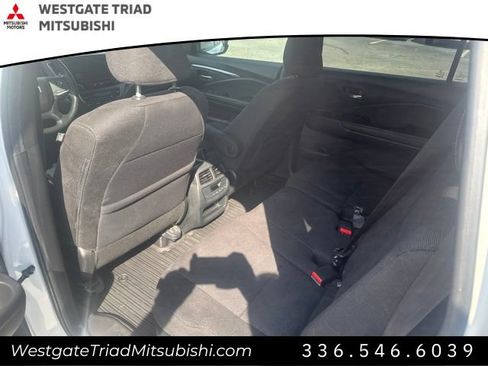 Used 2022 Honda Pilot Sport image 5