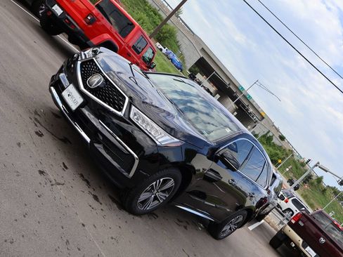 Used 2018 Acura MDX FWD image 3