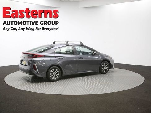 Used 2022 Toyota Prius Prime XLE image 42