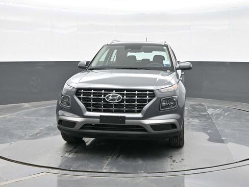 New 2026 Hyundai Venue SEL image 3