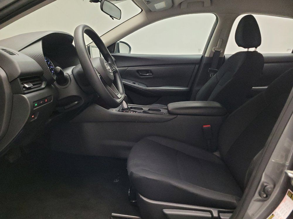 Used 2025 Nissan Sentra S FWD image 17