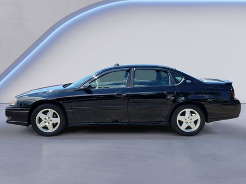 Used 2004 Chevrolet Impala SS w/ Preferred Equipment Group FWD image 6