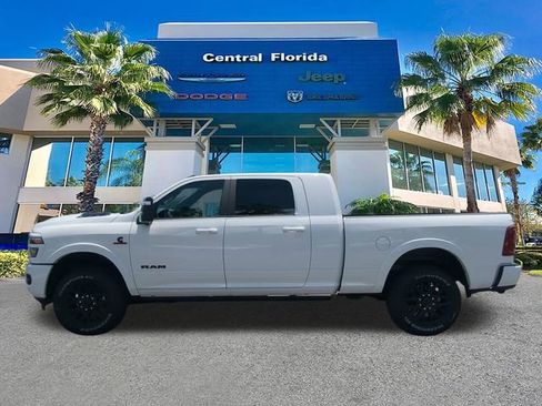 New 2026 RAM 2500 Limited AWD/4WD image 8