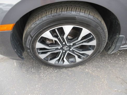 Used 2025 Honda Odyssey Elite image 15