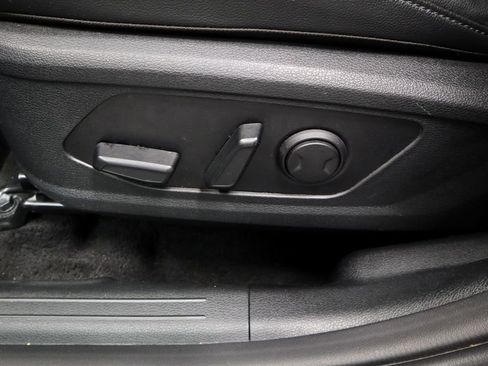 Used 2024 Kia Sportage EX FWD image 25