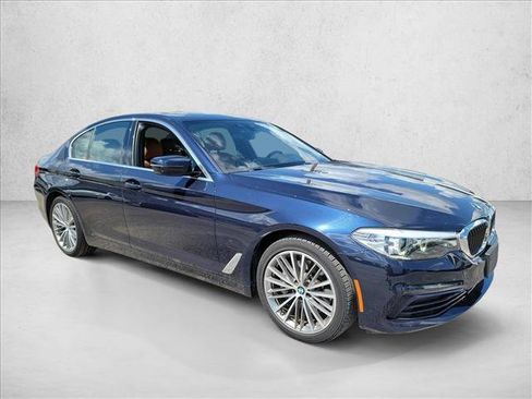 Used 2020 BMW 530i xDrive AWD/4WD image 3