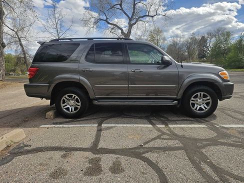 Used 2003 Toyota Sequoia Limited image 6