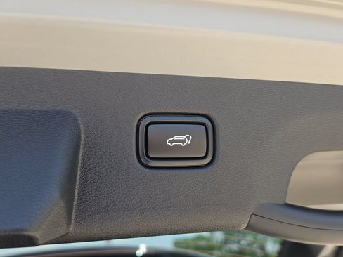 New 2026 Kia Sportage SX FWD image 11